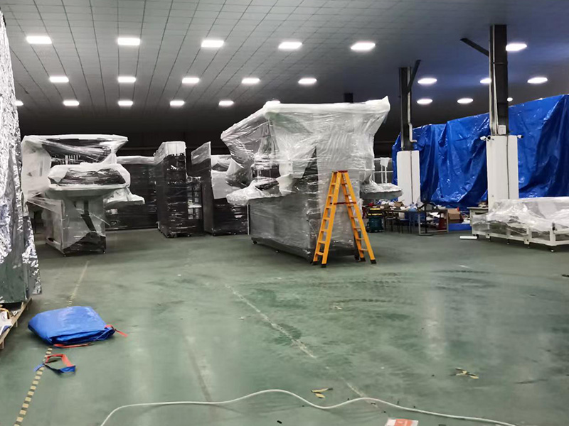 東莞某(mǒu)公司重型真(zhēn)空防雨木箱(xiāng)