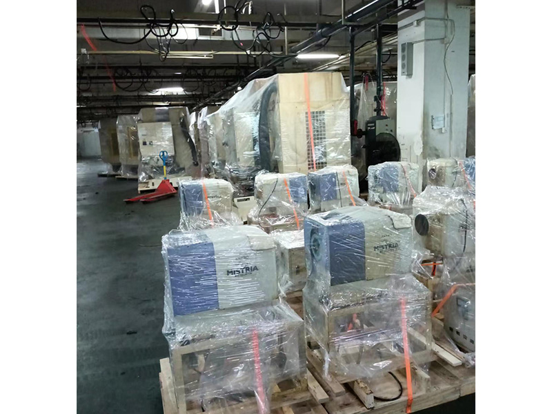 東莞長安某公(gōng)司搬遷打包現(xian)場